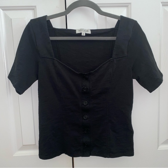 Nation LTD Marcella Button Front Sweetheart Neckline Short Sleeve Top in Black - Picture 10 of 13